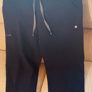 Figs Yola Skinny Scrub Pants